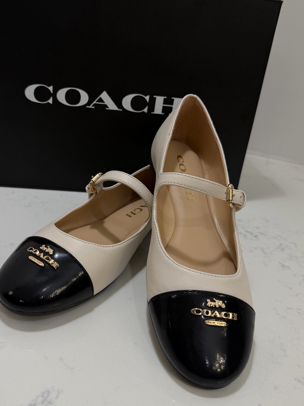 Coach Cream Leather Mary Janes with chalk/Black Patent Cap Toe and Gold Logo - Picture 5 of 11